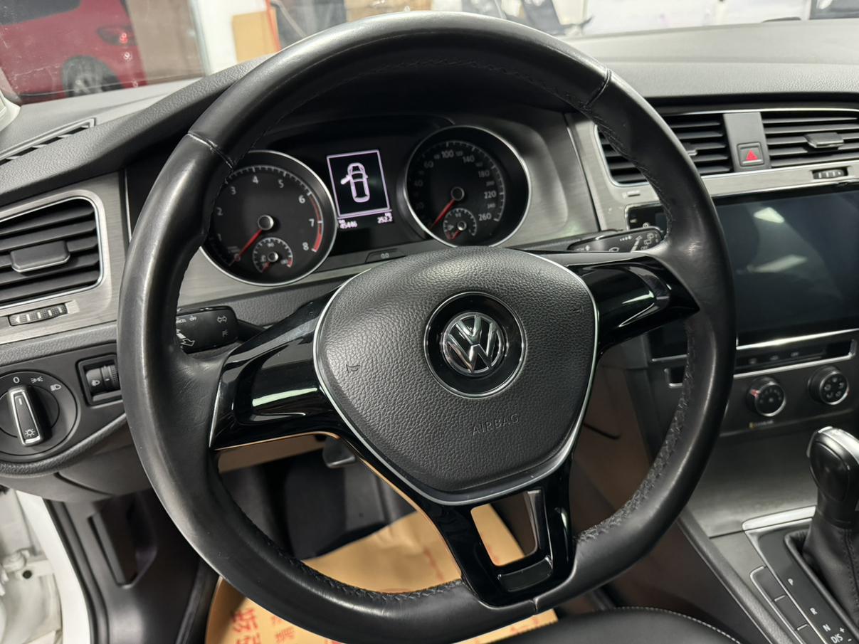 Volkswagen Golf 2016 thumb 8