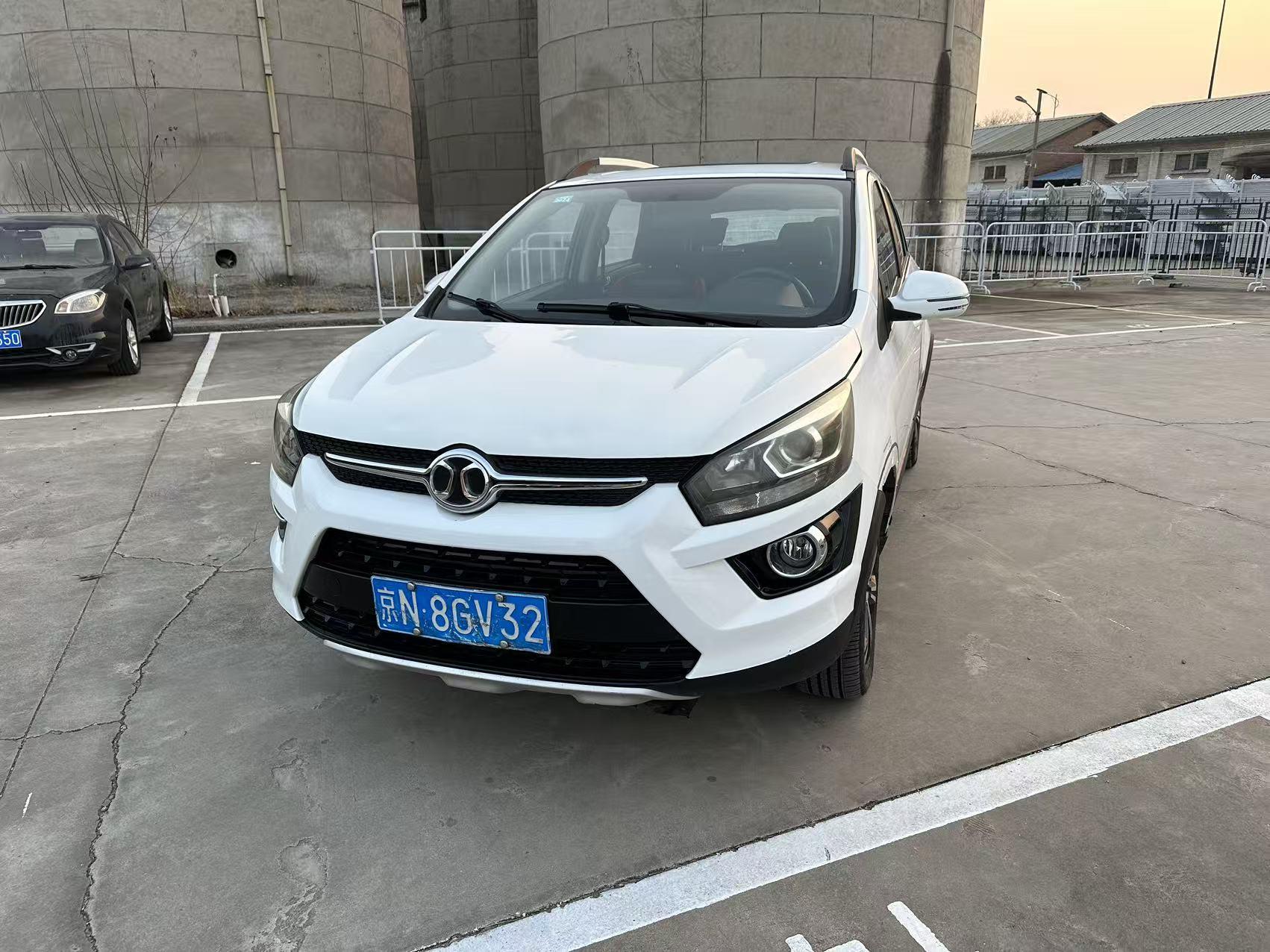 BAIC X25 2016 thumb 8