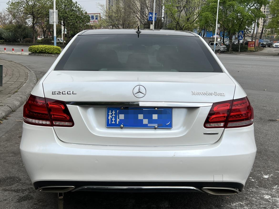 Mercedes-Benz E-Class 2016 thumb 3