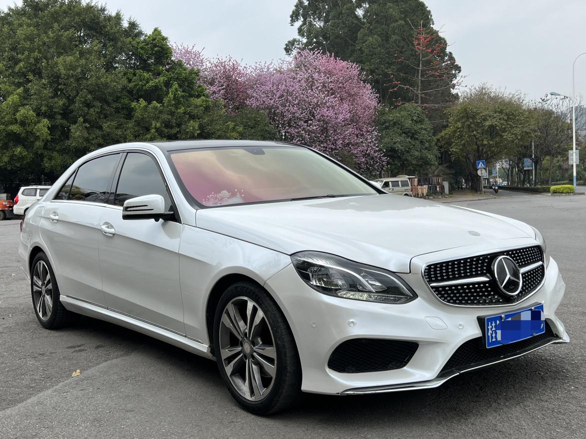 Mercedes-Benz E-Class 2016 thumb 11