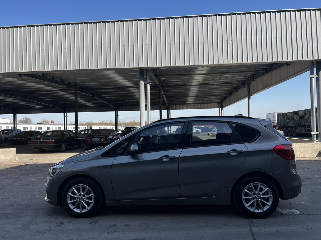 BMW 2 серии Active Tourer 2016 thumb 2