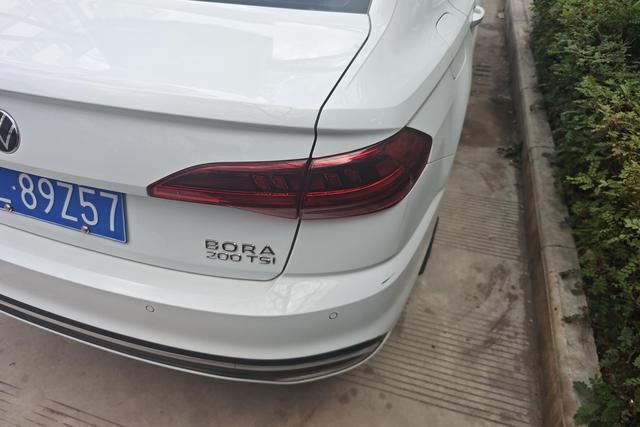 Volkswagen Bora 2025 thumb 5
