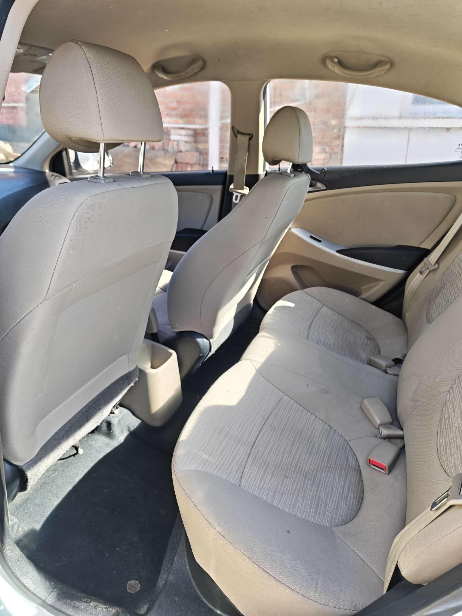 Hyundai Solaris 2016 thumb 8
