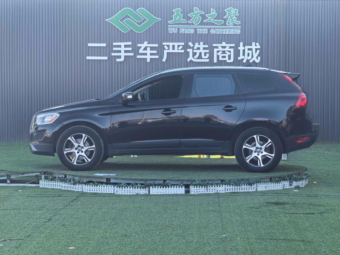 Volvo XC60 2013 thumb 2