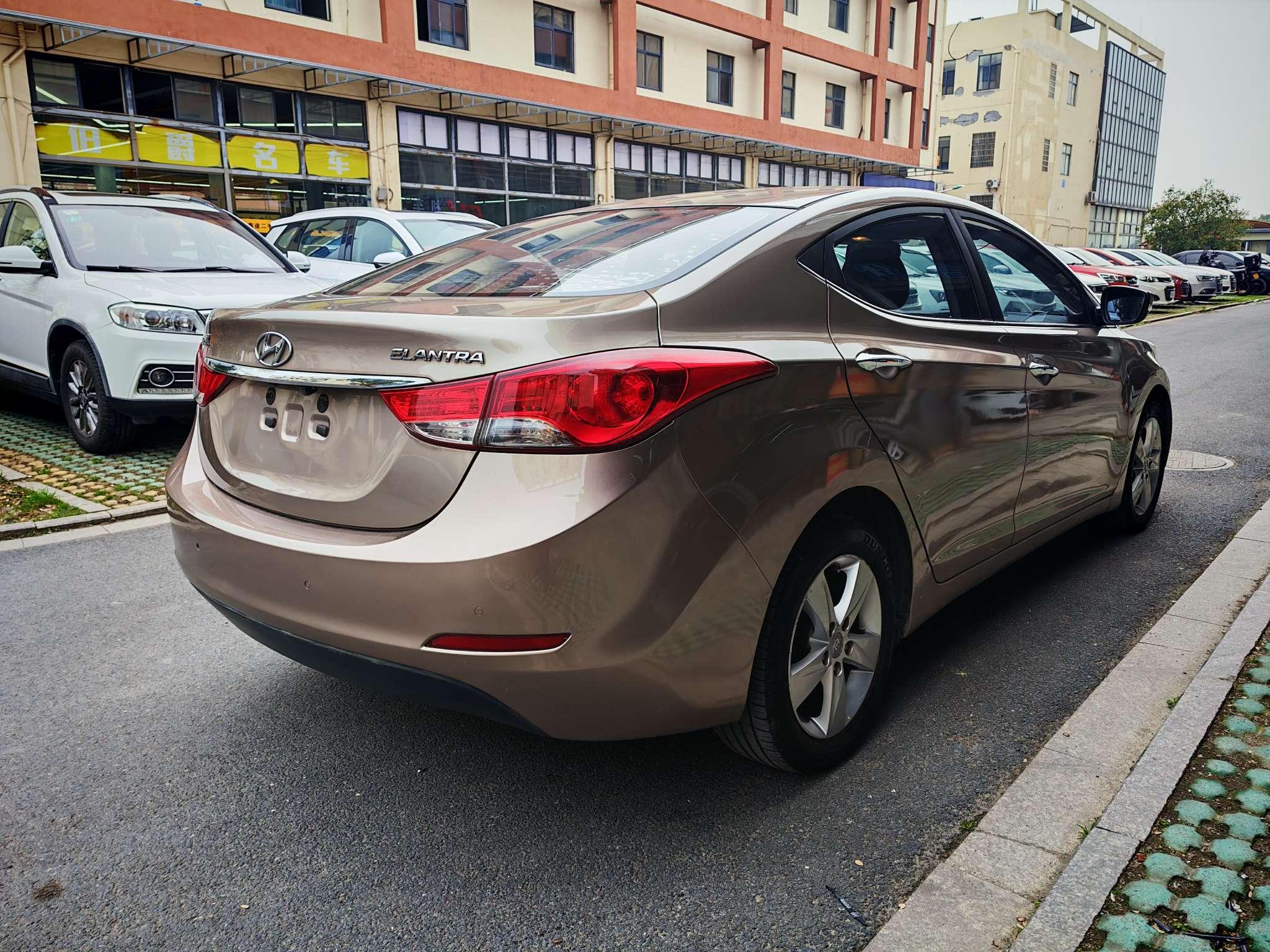 Hyundai Elantra 2014 thumb 4