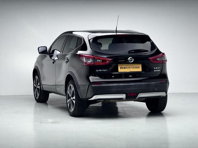 Nissan Qashqai+2 2019 thumb 2