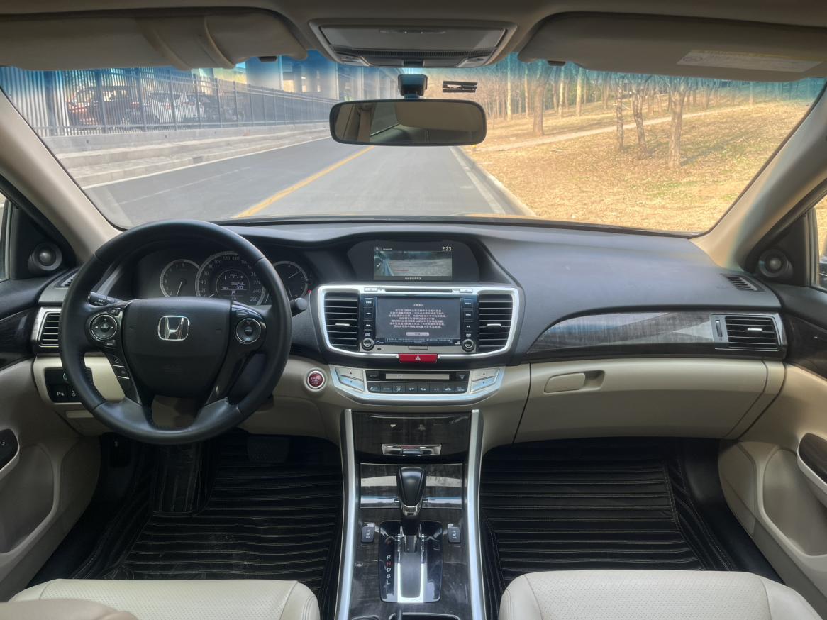Honda Accord 2015 thumb 6