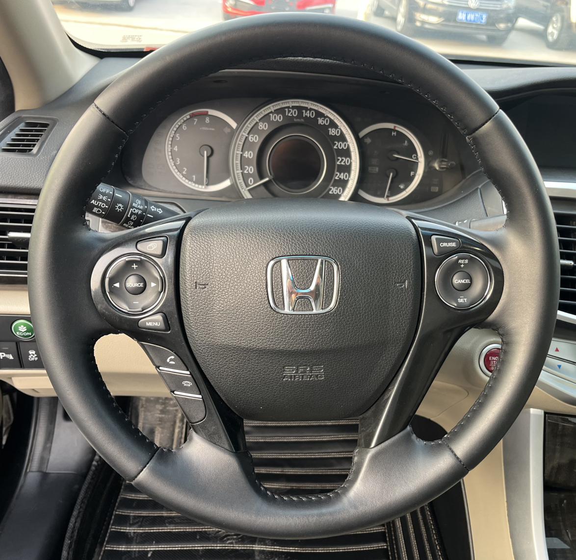 Honda Accord 2015 thumb 9