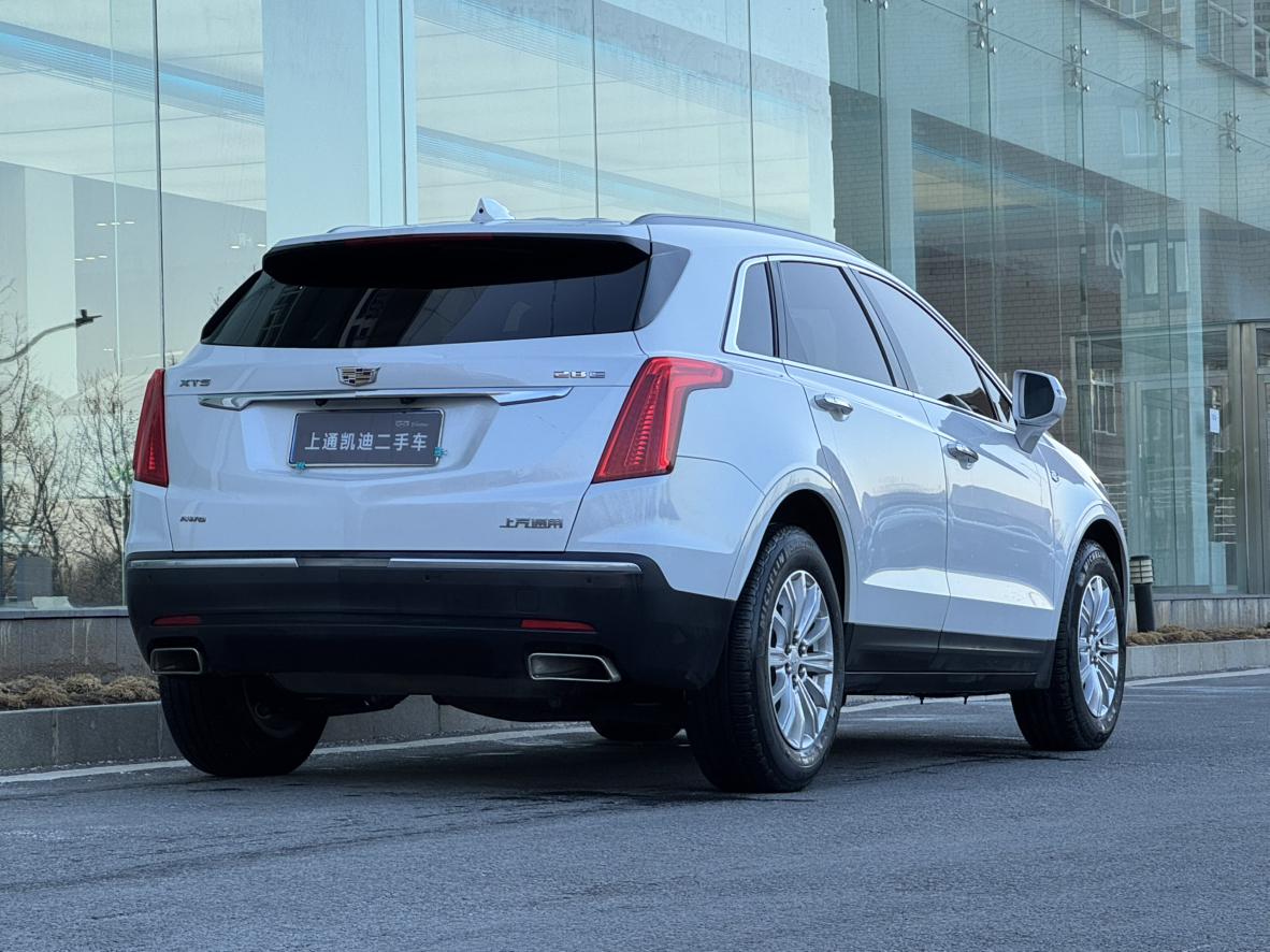 Cadillac XT5 2018 thumb 2