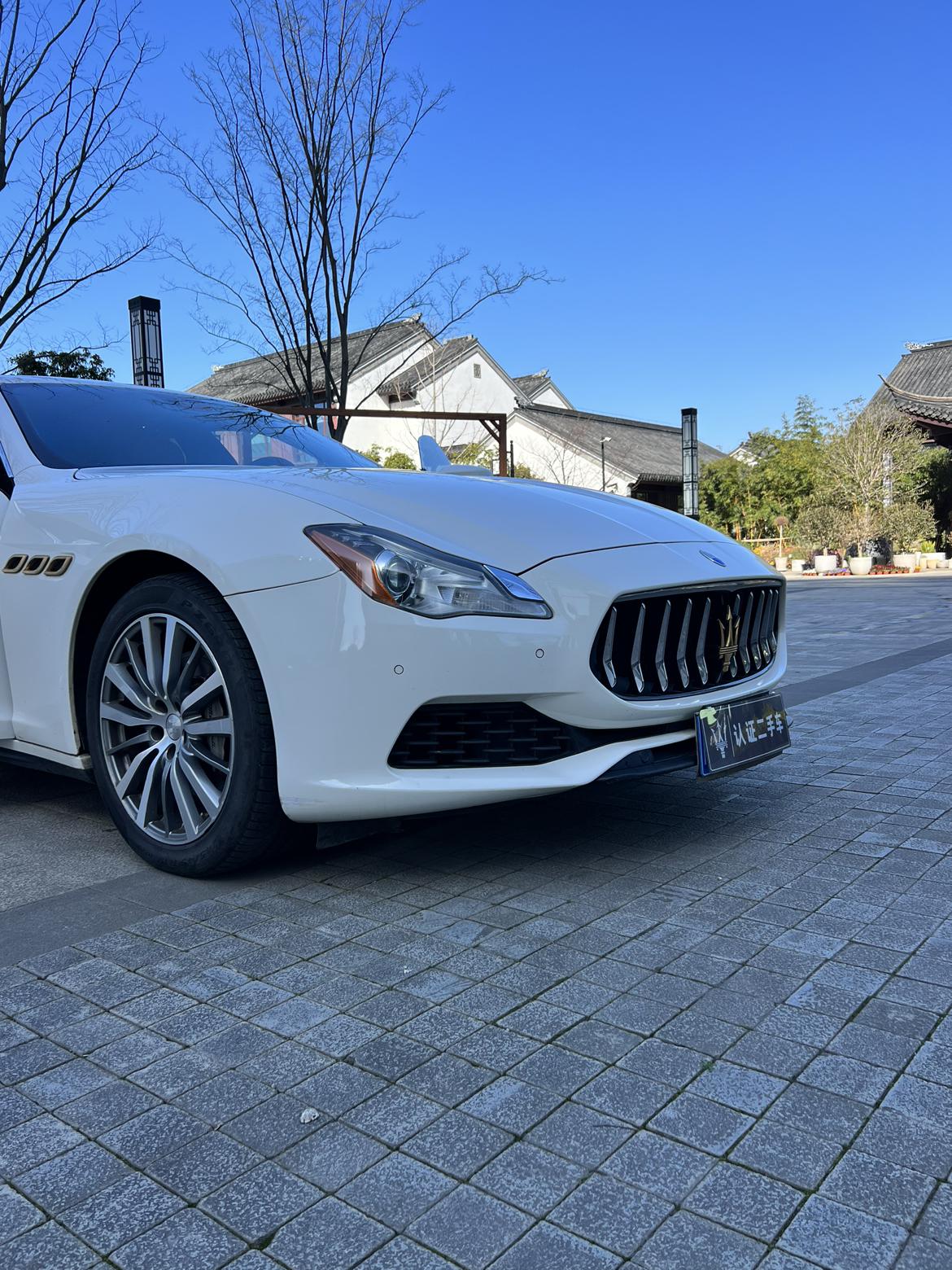 Maserati Ghibli 2017 thumb 8