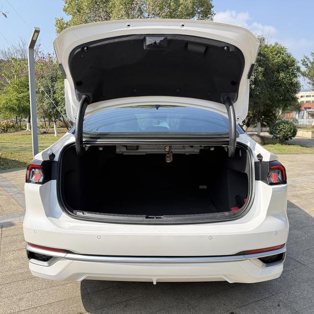 Ford Mondeo 2022 thumb 6