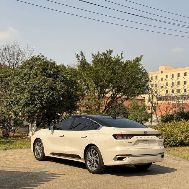 Ford Mondeo 2022 thumb 10