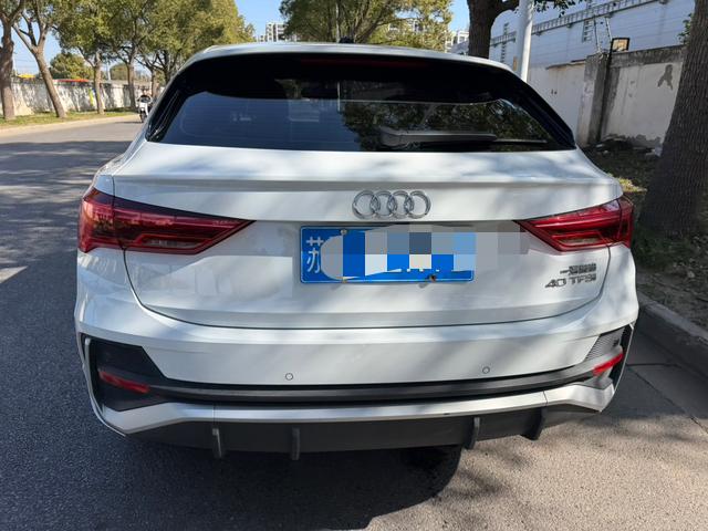 Audi Q3 2020 thumb 6