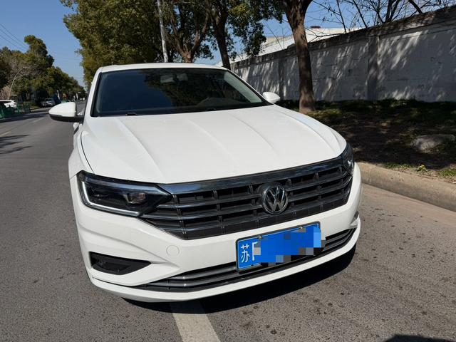 Volkswagen Sagitar 2019 thumb 3
