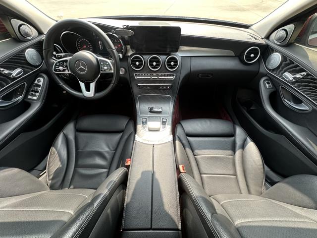 Mercedes-Benz C-Class 2019 thumb 3