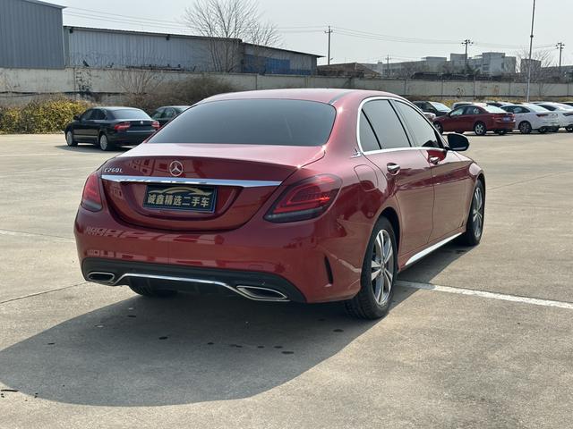 Mercedes-Benz C-Class 2019 thumb 6