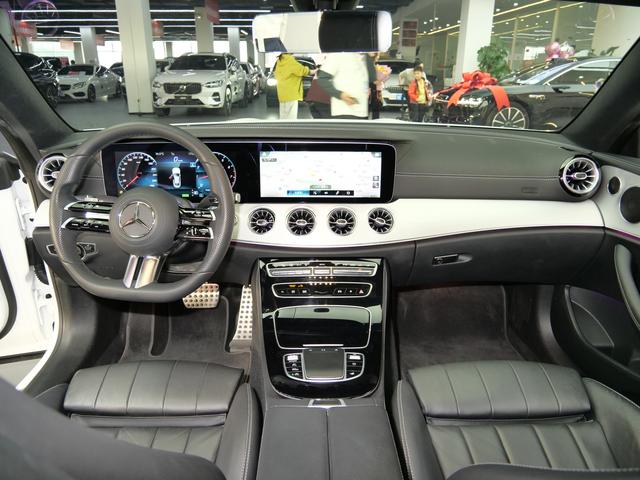 Mercedes-Benz E-Class 2021 thumb 8
