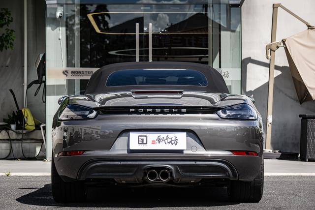 Porsche 718 2022 thumb 2