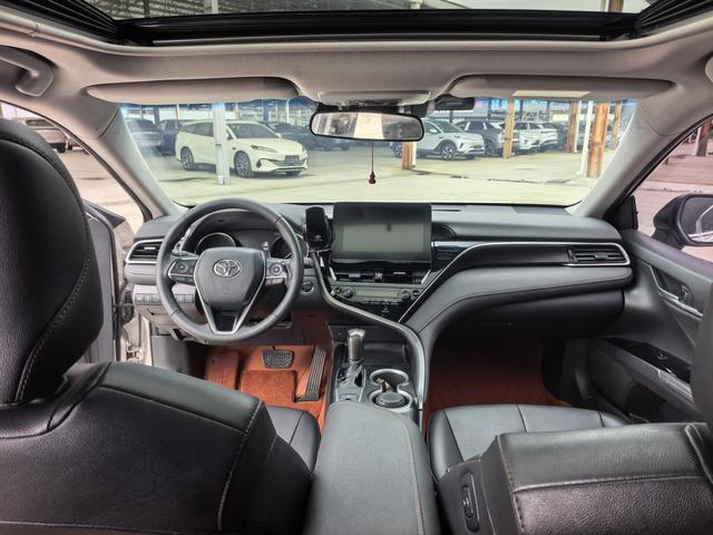 Toyota Camry 2023 thumb 5