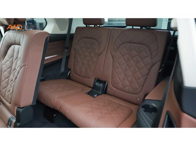 BMW X7 2023 thumb 6