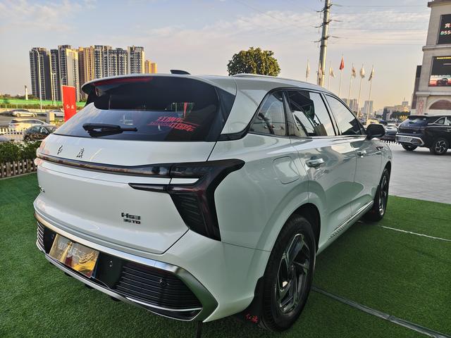 Hongqi HS3 2024 thumb 2