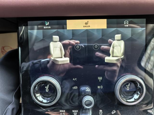 Land Rover Range Rover Velar 2022 thumb 5