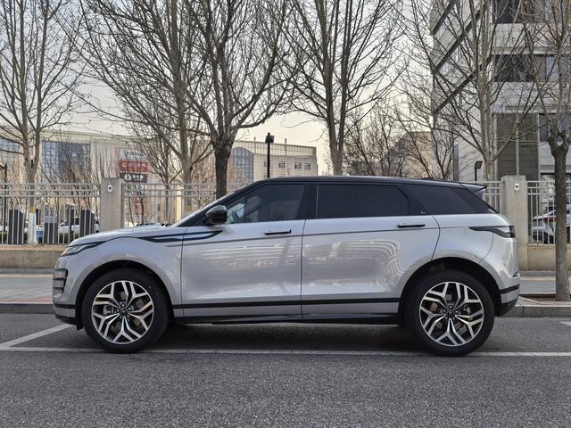 Land Rover Range Rover Velar 2022 thumb 12