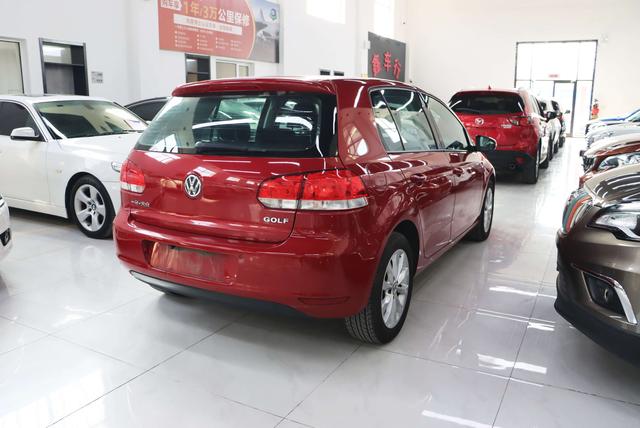 Volkswagen Golf 2012 thumb 4