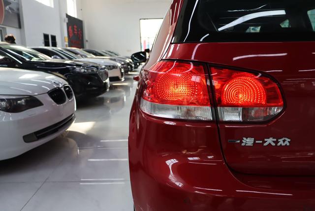 Volkswagen Golf 2012 thumb 7
