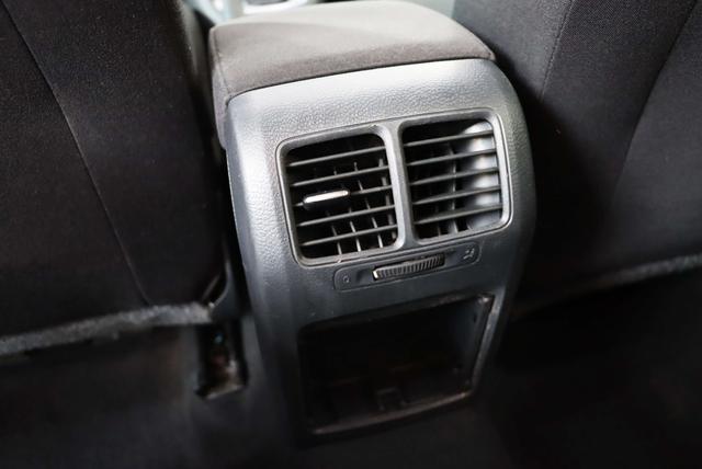 Volkswagen Golf 2012 thumb 8