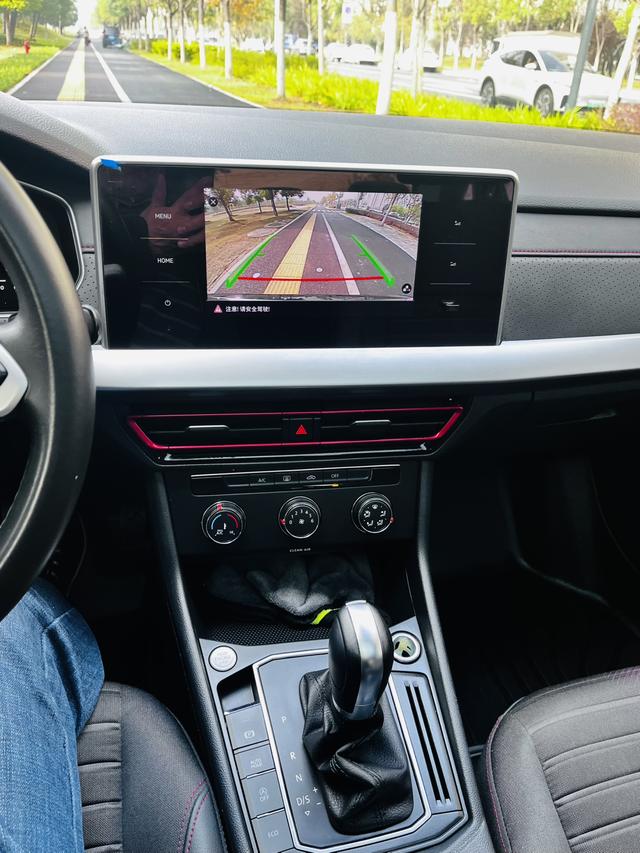 Volkswagen Lavida XR 2023 thumb 7