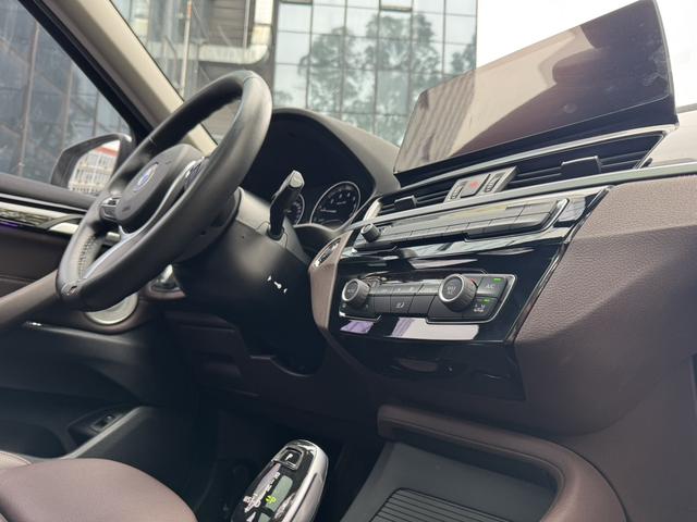 BMW X1 2021 thumb 5