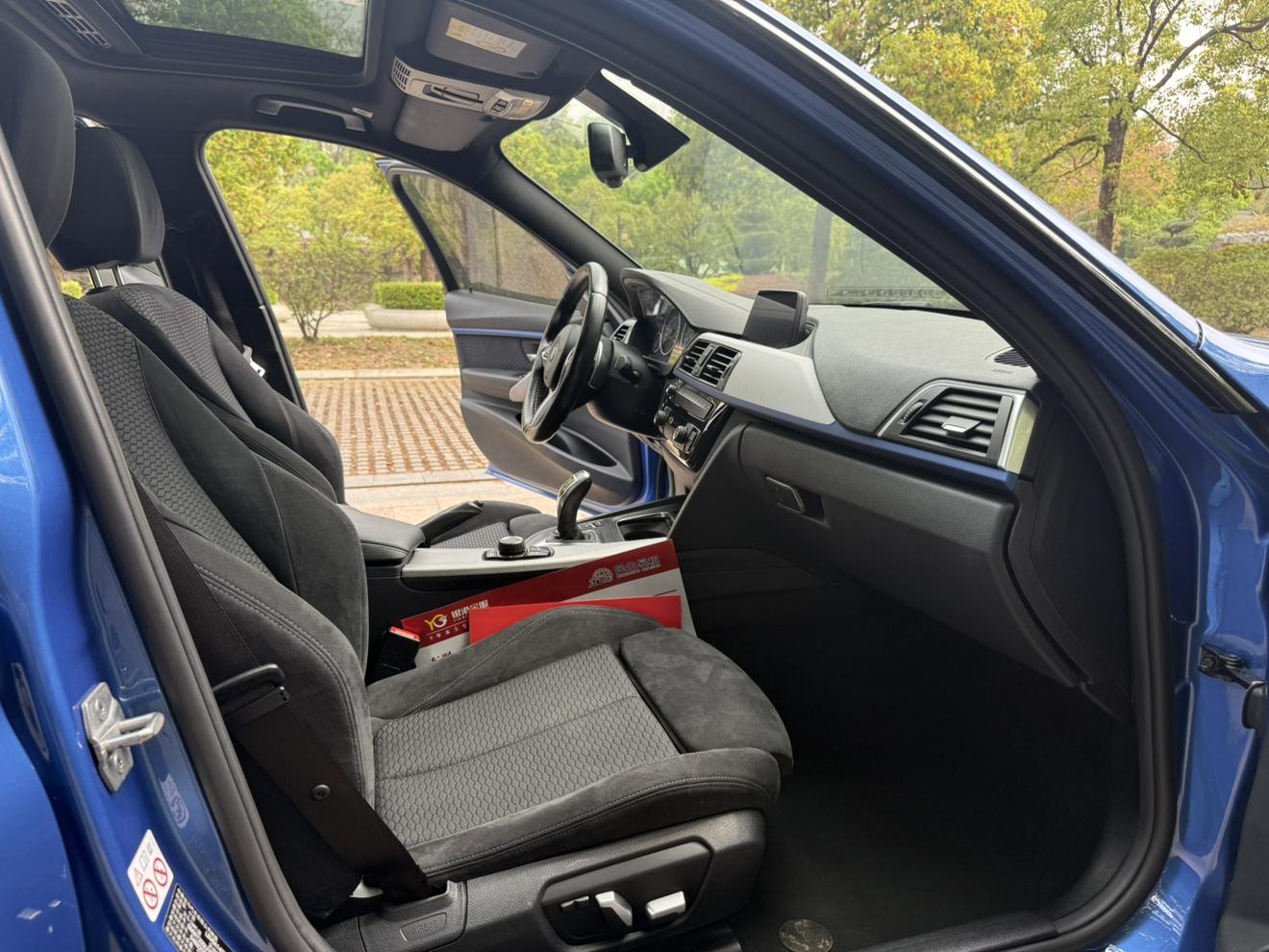 BMW 3 серии 2018 thumb 10
