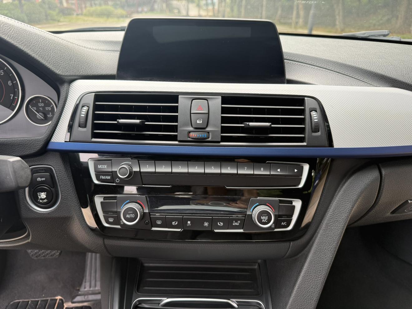 BMW 3 серии 2018 thumb 12