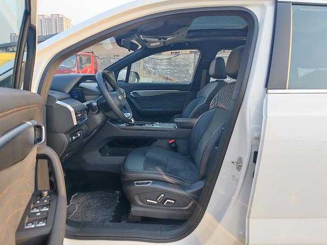 Geely Haoyue 2025 thumb 6
