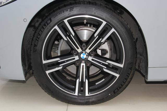 BMW 4 серии 2023 thumb 8