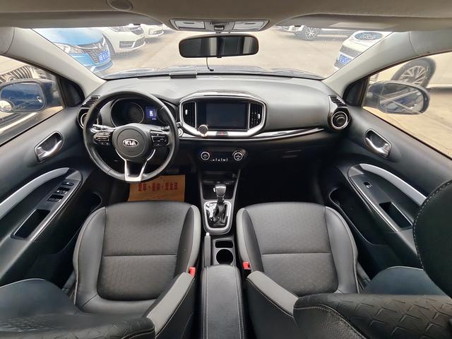 Kia Stonic 2019 thumb 4