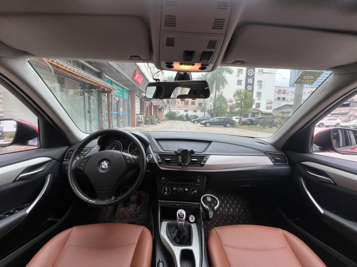 BMW X1 2013 thumb 6