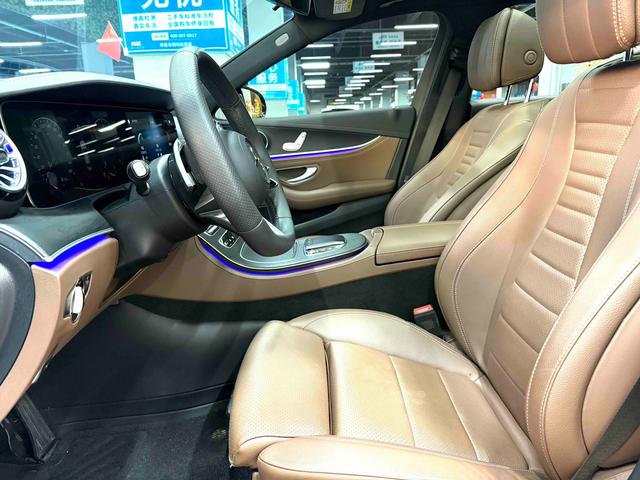 Mercedes-Benz E-Class 2023 thumb 3