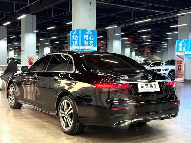 Mercedes-Benz E-Class 2023 thumb 12
