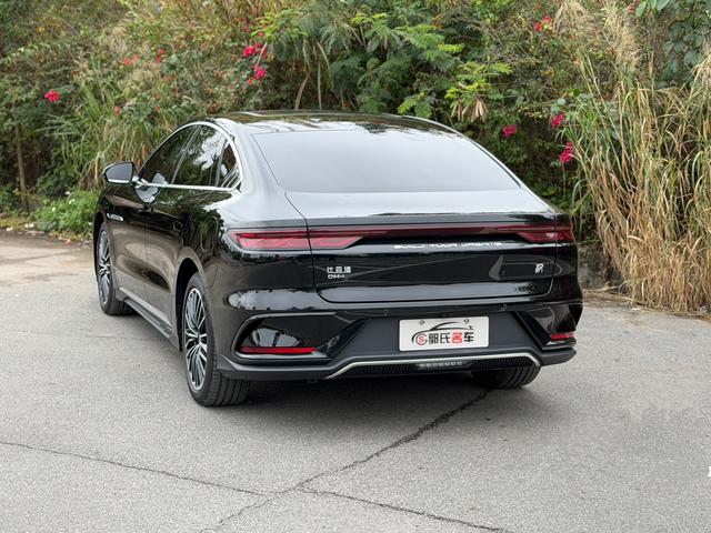 BYD Han 2023 thumb 3