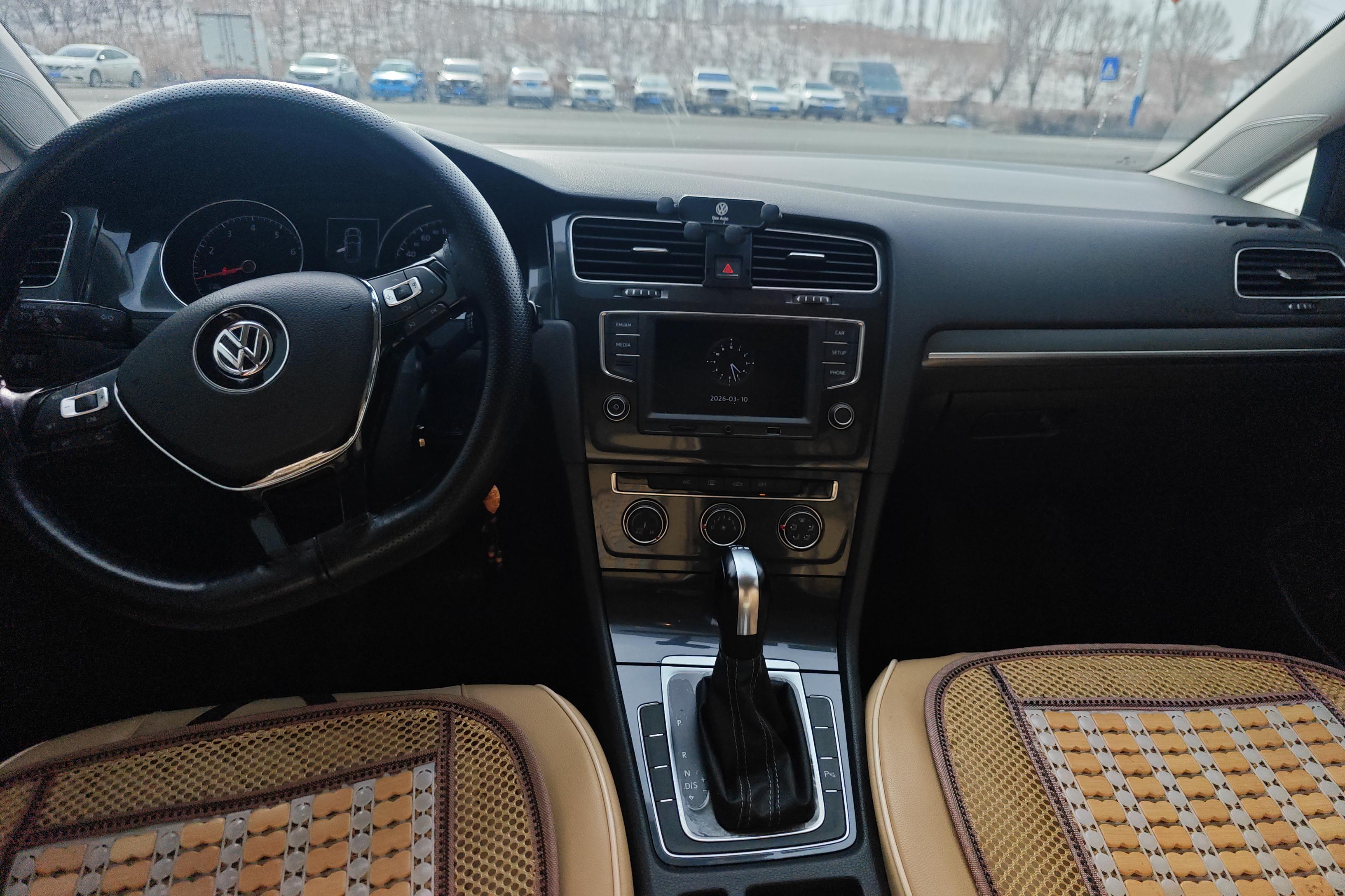 Volkswagen Golf 2017 thumb 12