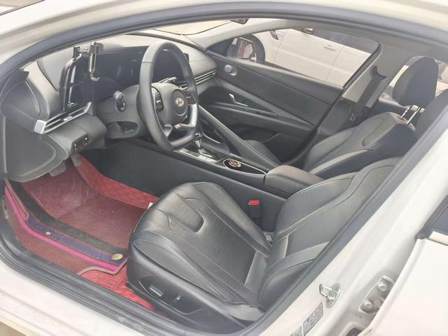 Hyundai Elantra 2022 thumb 4