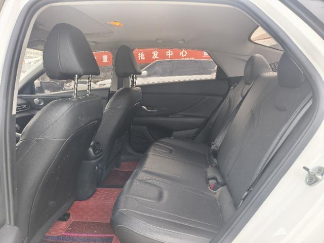 Hyundai Elantra 2022 thumb 7