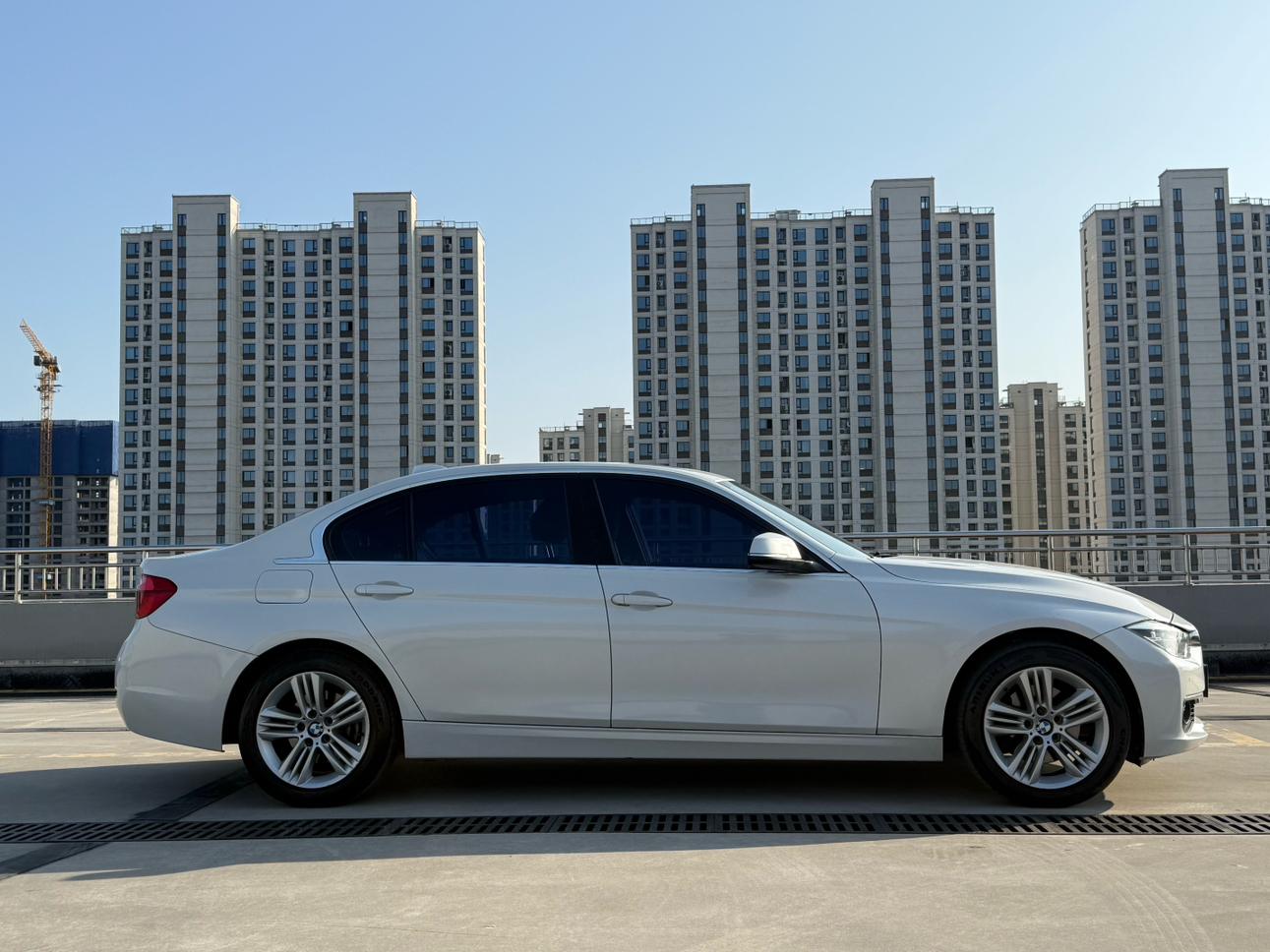 BMW 3 серии 2017 thumb 6