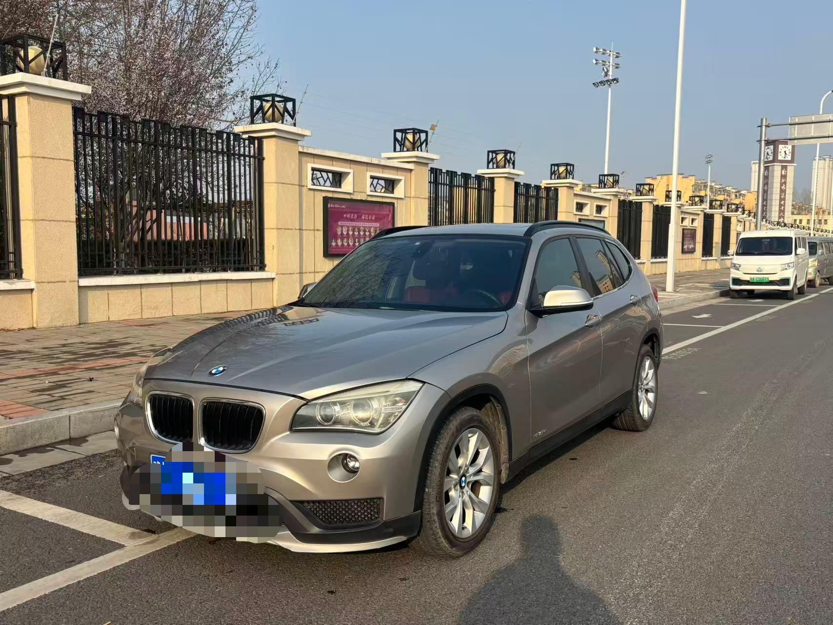 BMW X1 2014 thumb 8