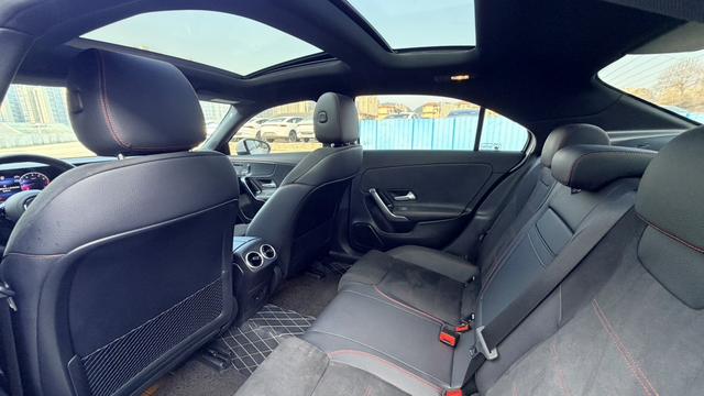 Mercedes-Benz A-Class 2024 thumb 2
