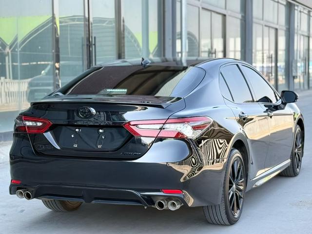 Toyota Camry 2023 thumb 3