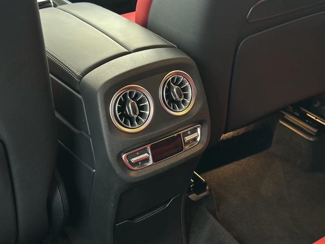 Mercedes-Benz G-Class 2022 thumb 9