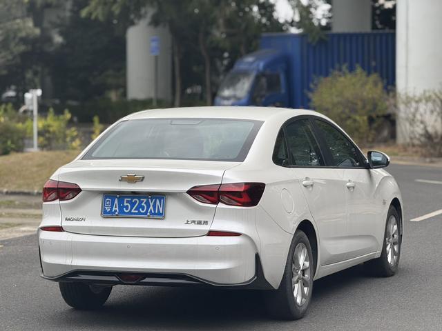 Chevrolet Monza 2024 thumb 3